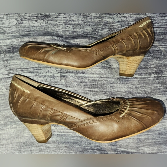 Steve Madden Brown‎ Leather Heels Size 9.5 - Picture 1 of 15